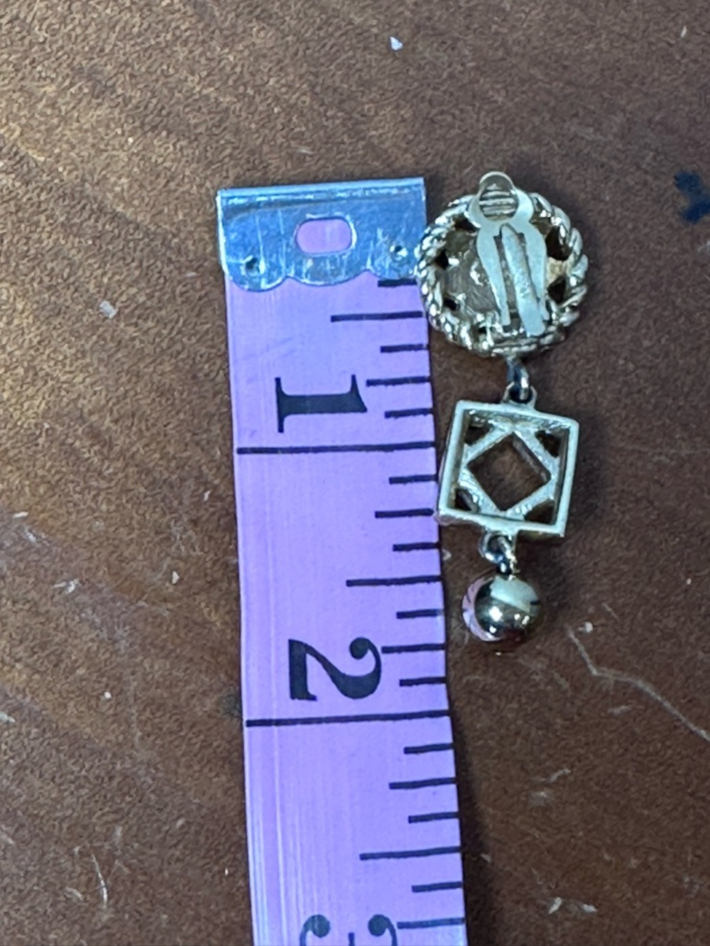 Givenchy Vintage Gold Tone Clip-On
Drop Earrings: Star Charm - Picture 5 of 7